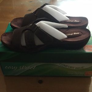 Women’s Easy Street Slip-on Flat Sandals